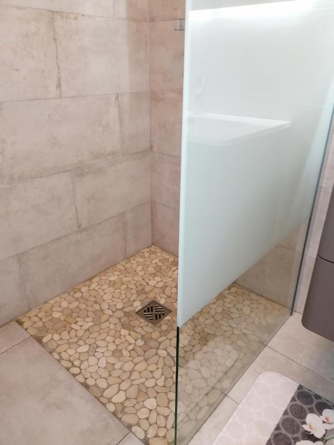Appartement Les Pieds Dans L'Eau 300 M Plage - 2 Piscines Linguizzetta Exterior photo